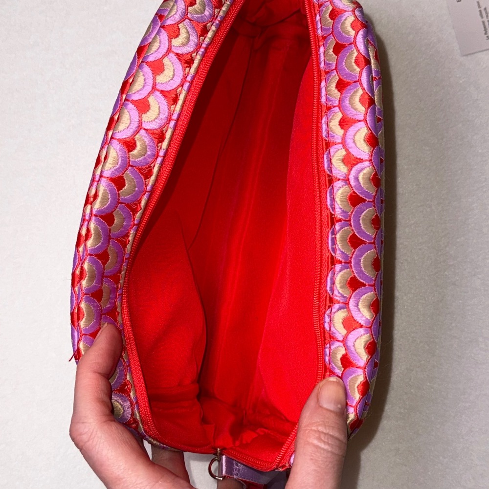 Bvlgari Parfums Cosmetic Makeup Bag Red Purple Embroidered Zip Travel Pouch - Picture 3 of 5